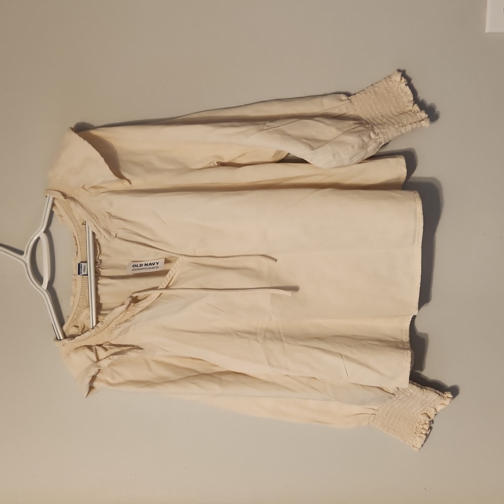 Old Navy Cream smock blouse Medium